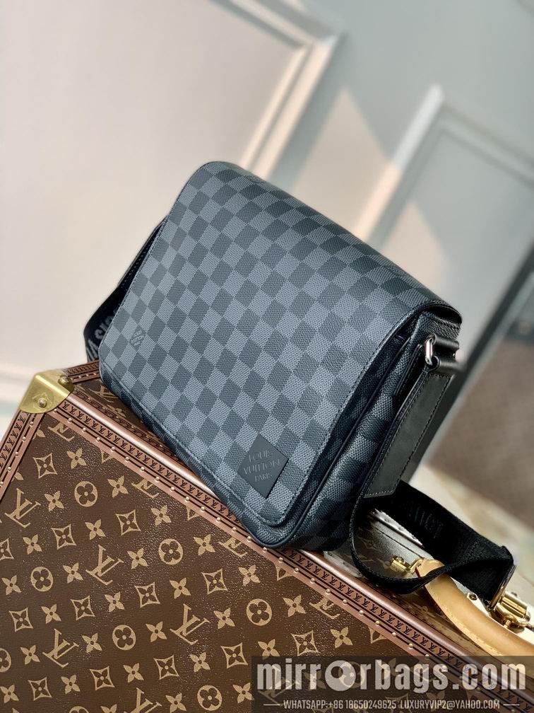 LV Replica Bags District N42710 26x20x7cm gf