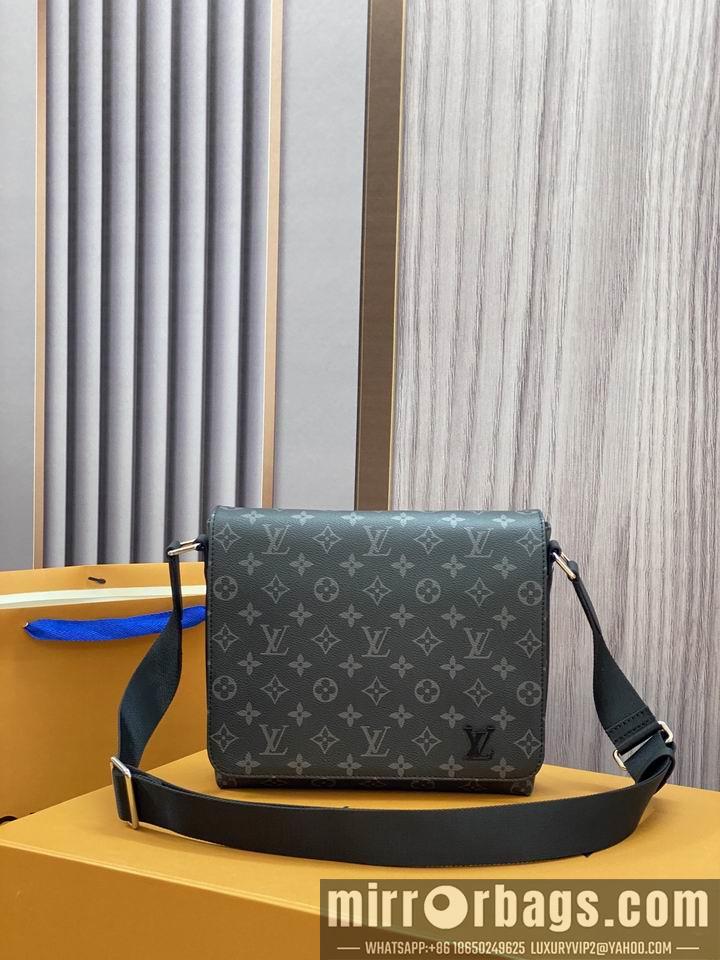 LV Replica Bags District M45272 25x22x7cm gf