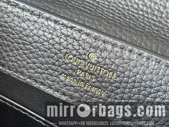 LV Replica Bags Capucines M59709 21x14x8cm gf-1