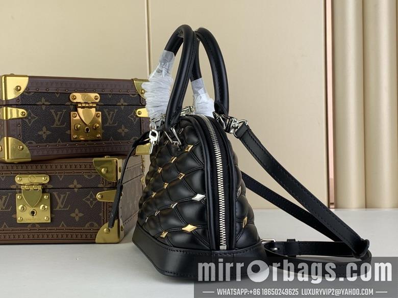 LV Replica Bags Alma m83019 18x12x8cm gf