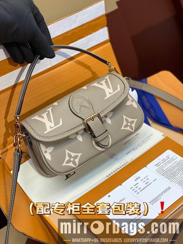 LV Replica Bags M83592 19X10.5X6cm YG 4colour