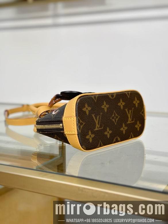 LV Replica Bags M12199 18X12X8cm