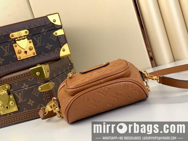 LV Replica Bags Bumbag m82335 17x12x9.5cm gf1