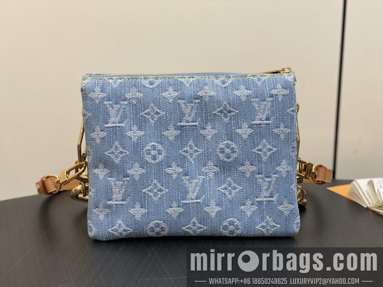 LV Replica Bags Coussin M11401 21x16x7cm gf