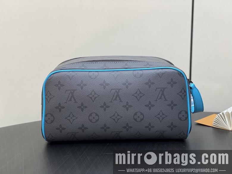 LV Replica Bags Dopp Kit M11482 28x15x16.5cm gf1