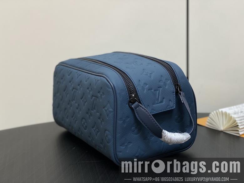 LV Replica Bags Dopp Kit M11497 28x15x16.5cm gf