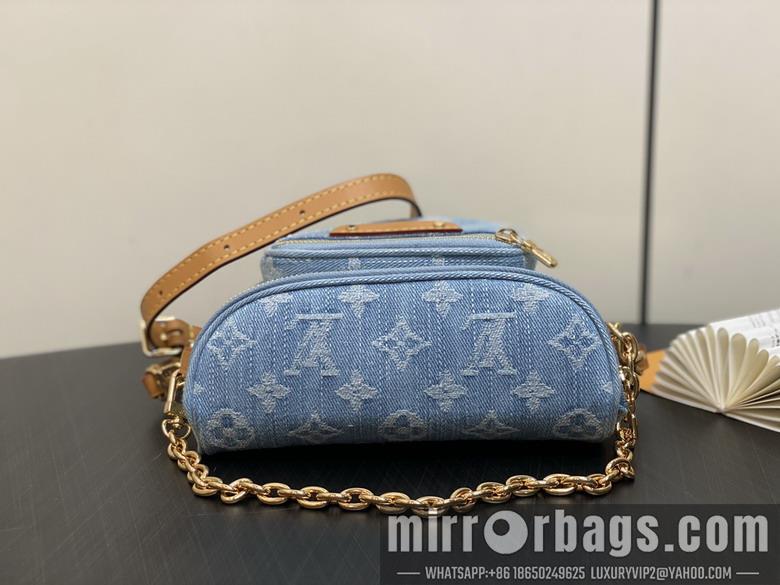 LV Replica Bags Bumbag M83353 17x12x9.5cm gf