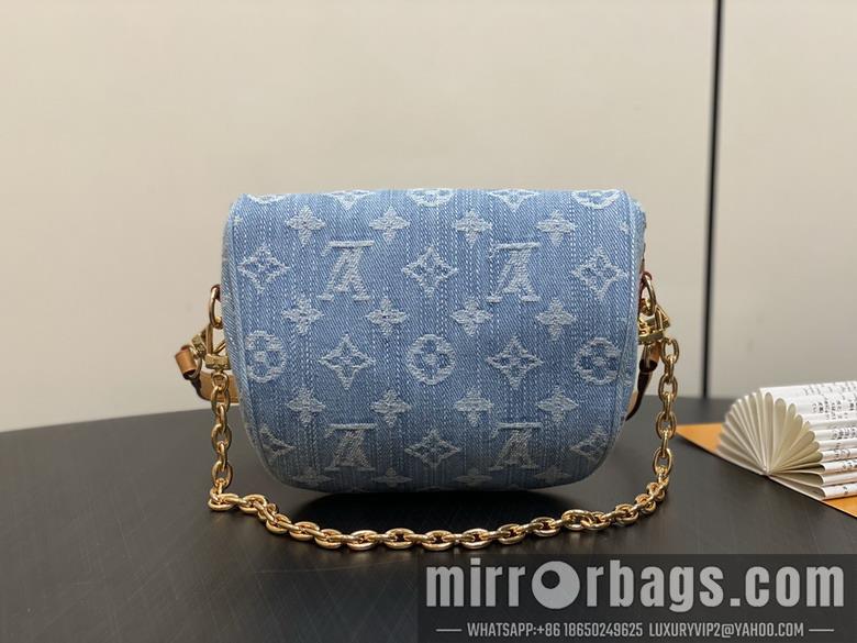 LV Replica Bags Bumbag M83353 17x12x9.5cm gf