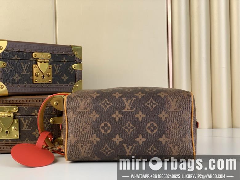 LV Replica Bags Dopp Kit M11765 23x13x12cm gf