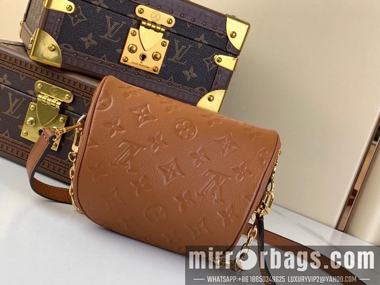 LV Replica Bags Bumbag m82335 17x12x9.5cm gf1