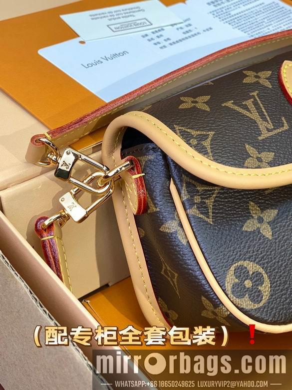 LV Replica Bags M83592 19X10.5X6cm YG 4colour