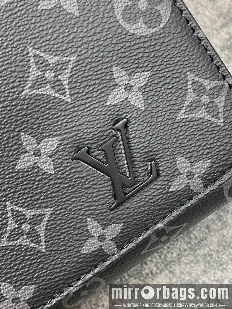 LV Replica Bags District M45272 25x22x7cm gf