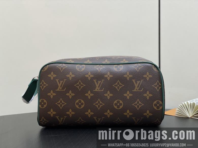 LV Replica Bags Dopp Kit M12639 15x16.5x28cm gf