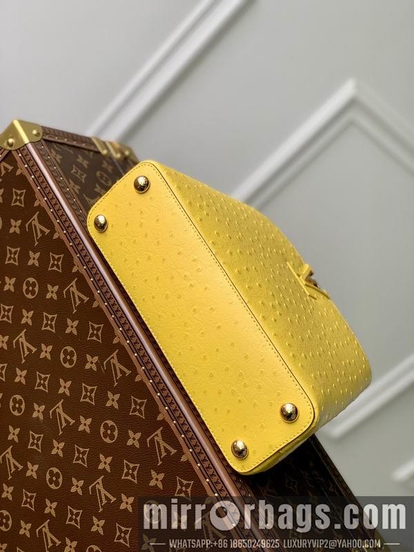 LV Replica Bags Capucines M93483 27x18x9cm gf5色