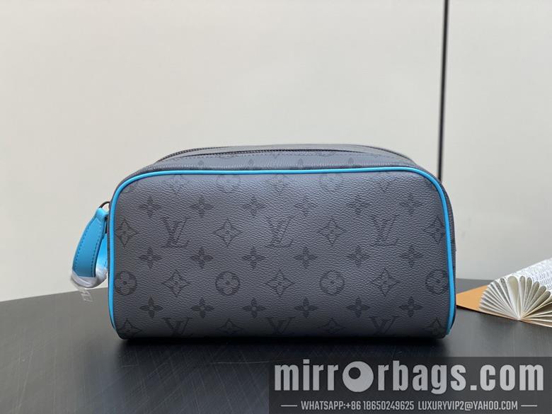 LV Replica Bags Dopp Kit M11482 28x15x16.5cm gf1