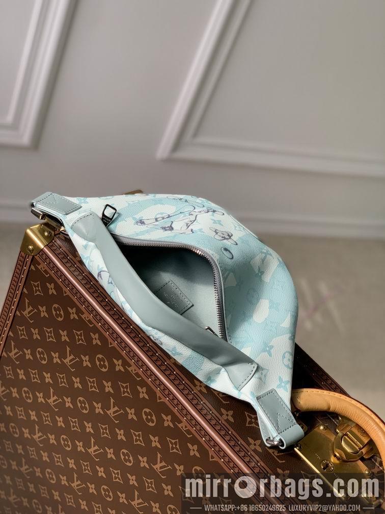 LV Replica Bags Discovery M22576 44x15x9cm gf1