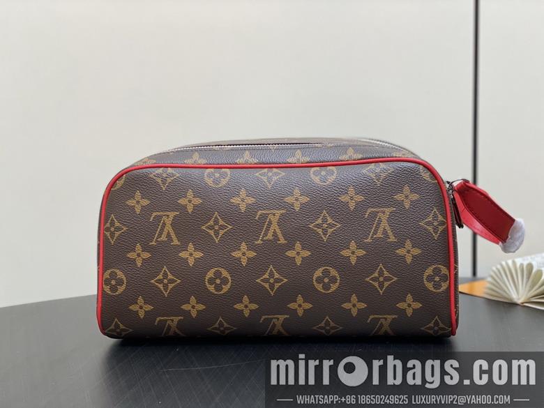 LV Replica Bags Dopp Kit M12640 15x16.5x28cm gf