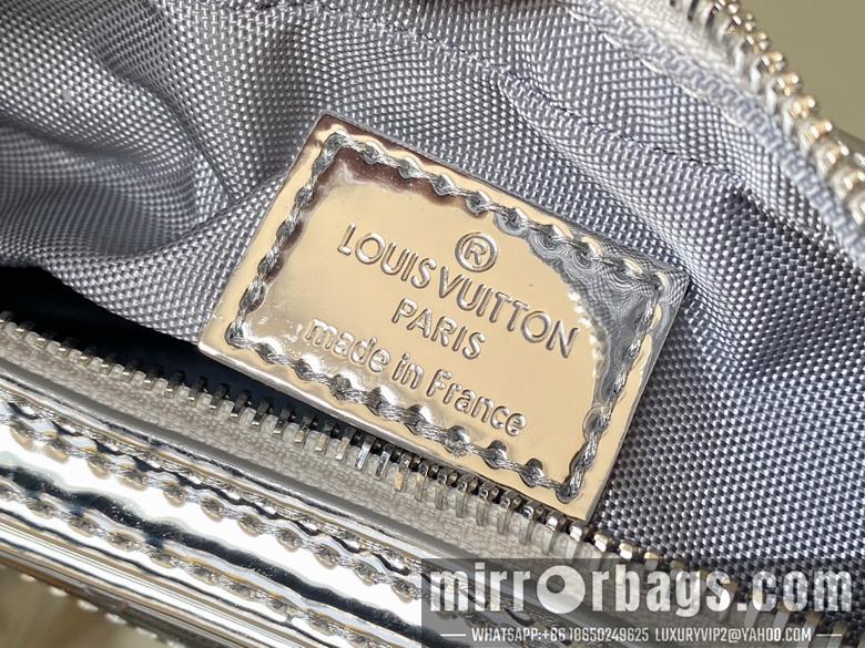 LV Replica Bags Loop M11833 13x6x23cm gf