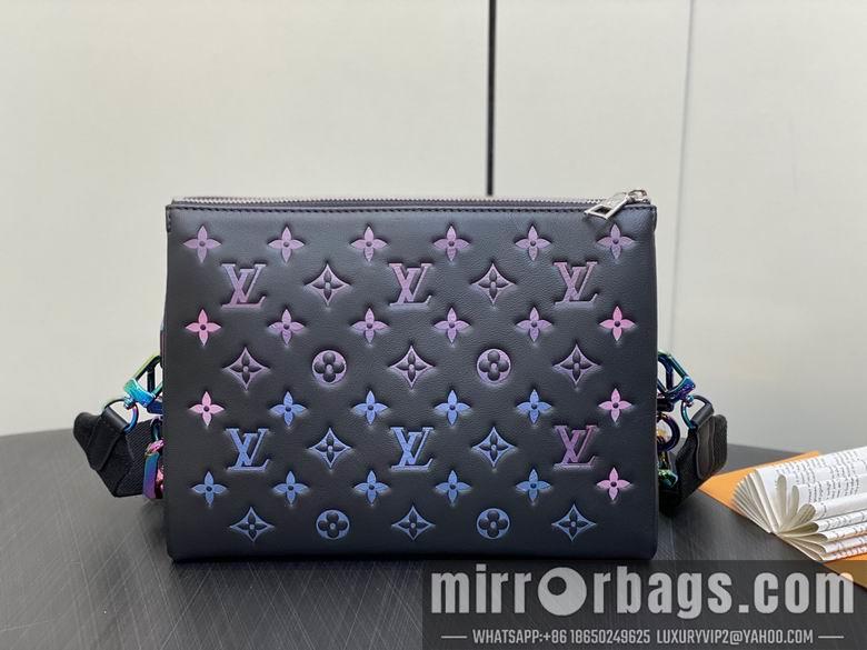 LV Replica Bags Coussin M23617 M23618 21x16x7cm gf