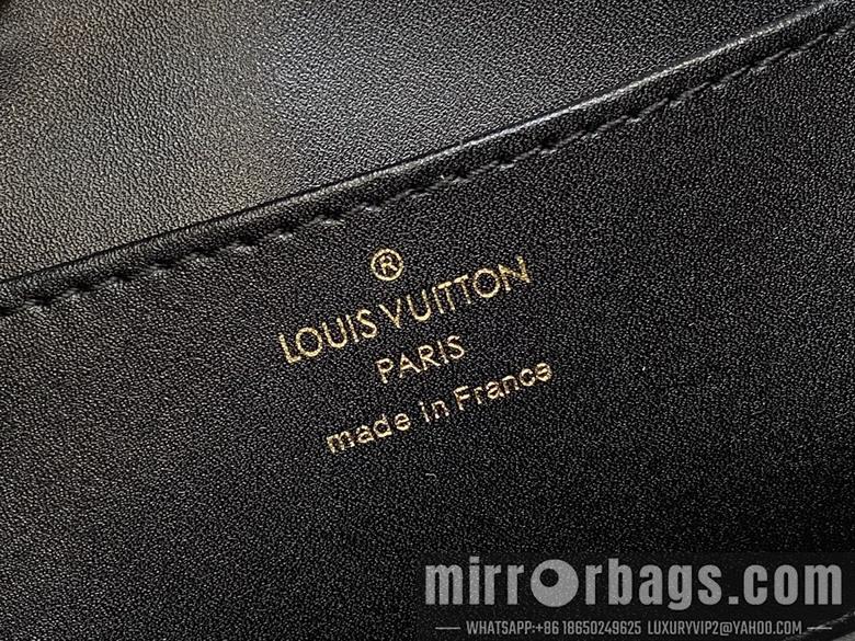 LV Replica Bags Cap M24607 38x23x16cm gf1