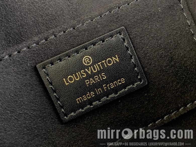 LV Replica Bags Dauphine M23603 21x12x5cm gf