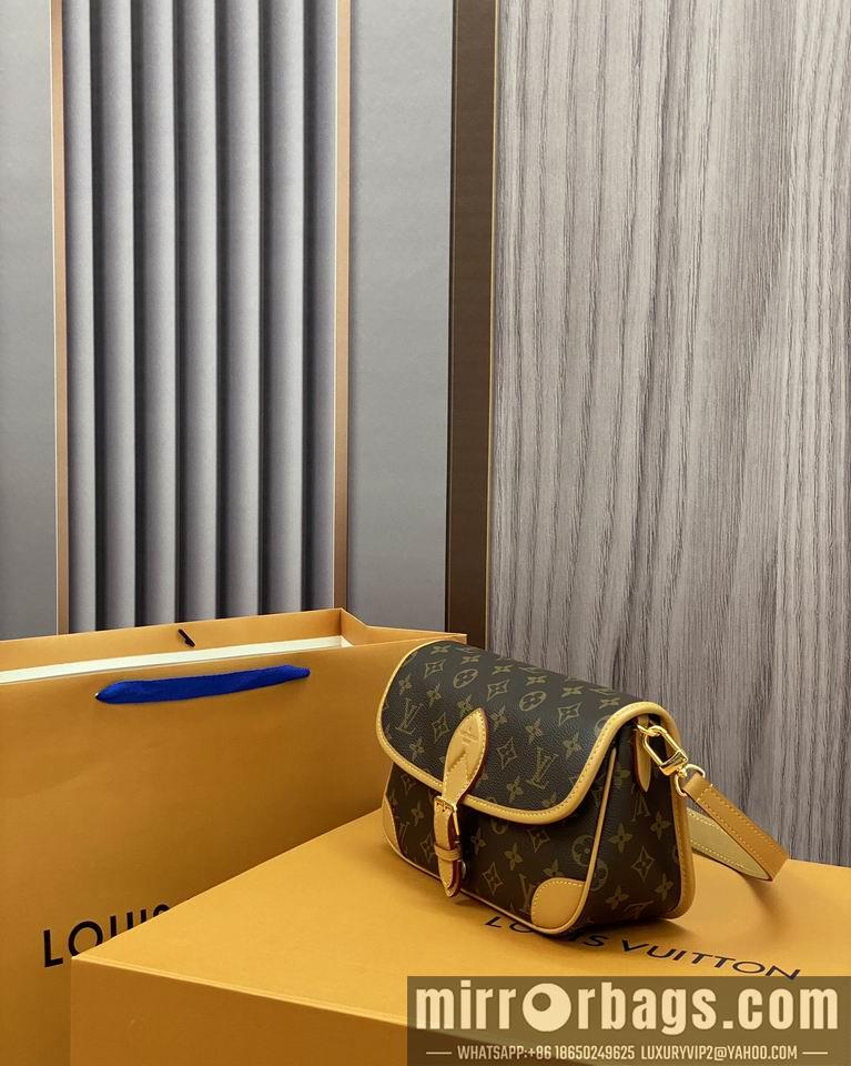 LV Replica Bags Diane M45985 25x9x15cm gf1