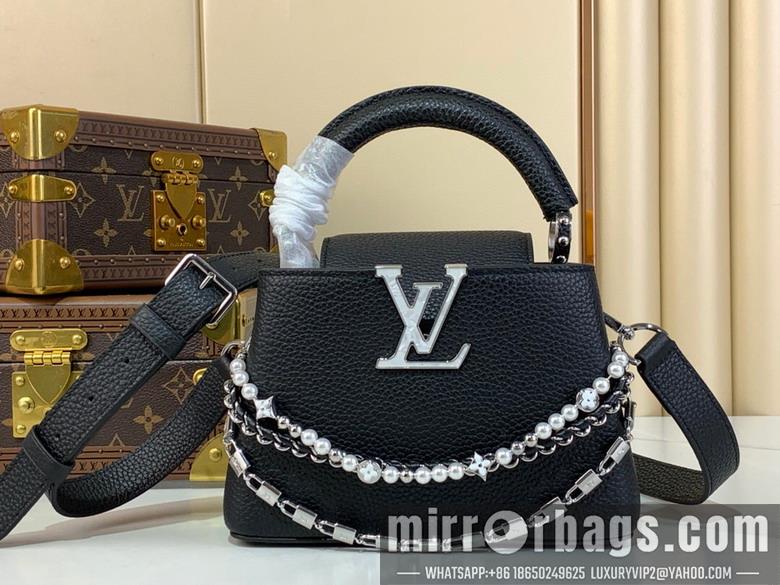 LV Replica Bags Cap m11908 21x13.6x8cm gf1