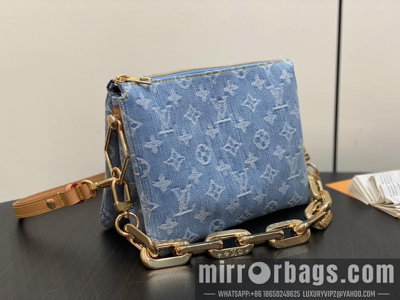 LV Replica Bags Coussin M11401 21x16x7cm gf