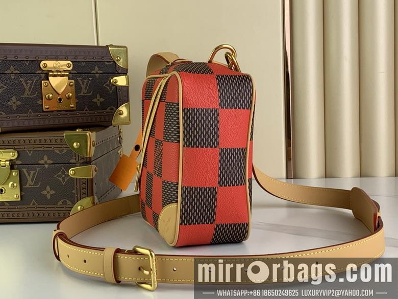 LV Replica Bags Chess N40561 24x24x8cm gf2