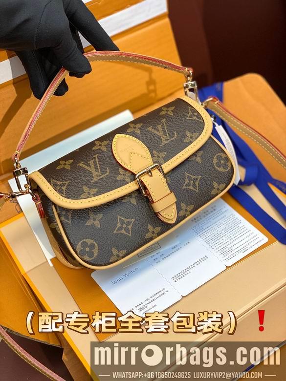 LV Replica Bags M83592 19X10.5X6cm YG 4colour