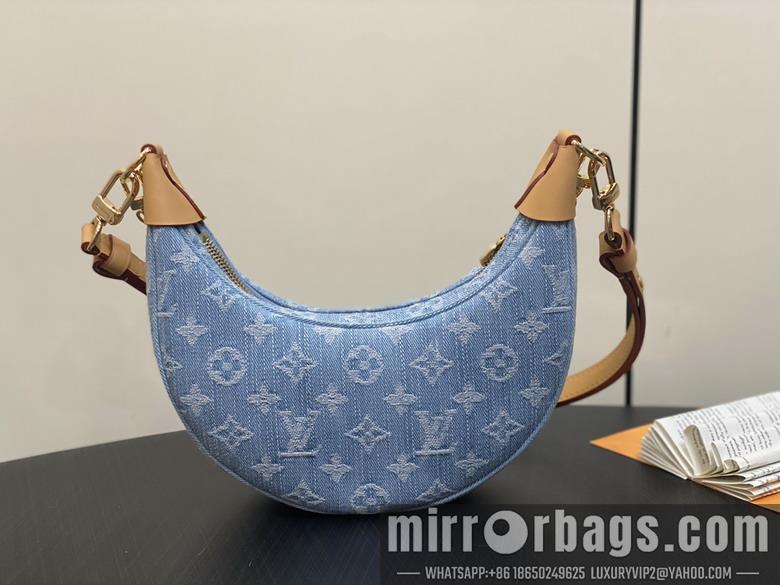 LV Replica Bags Loop M24846 23x13x6cm gf