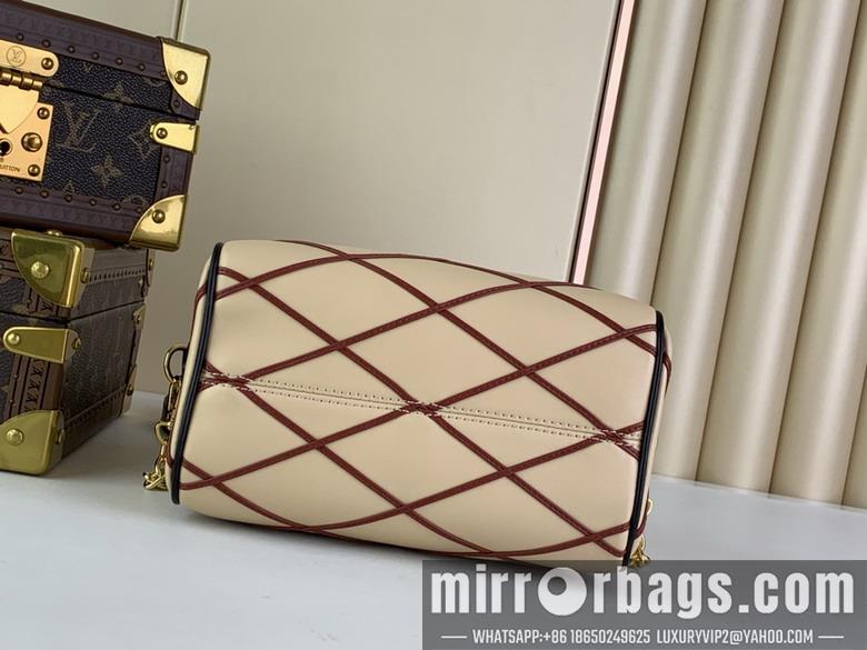 LV Replica Bags Speedy m24261 20.5x13.5x12cm gf1