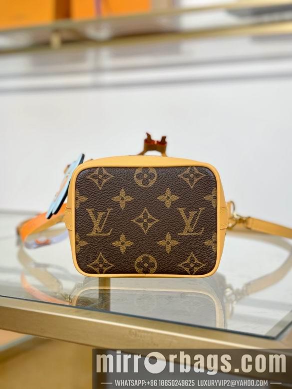 LV Replica Bags M12221 16X13X10cm