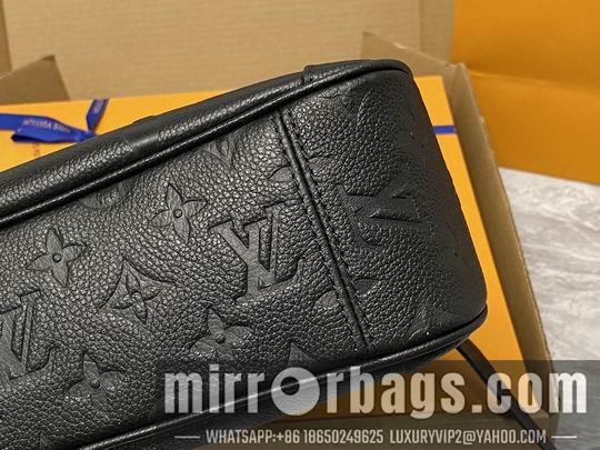 LV Replica Bags Trianon M46585杏M46488黑M46503米白28x18x8cm gf