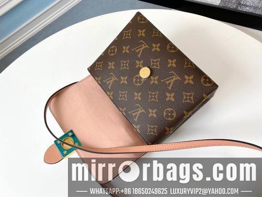 LV Replica Bags Locky BB M44080 20.0x16x7.5cm gf