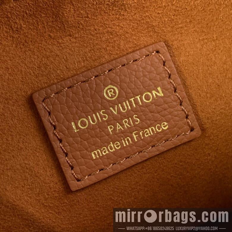 LV Replica Bags Low M11429 28x13x5.5cm gf