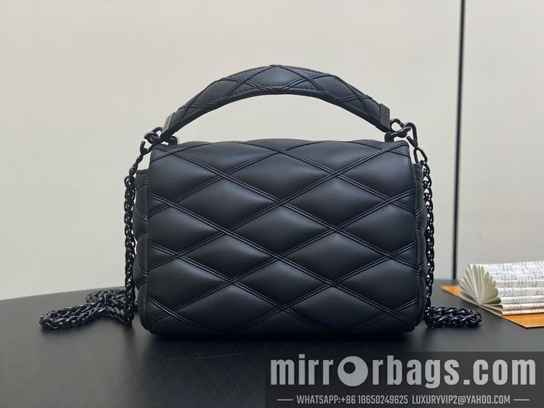 LV Replica Bags Twist M11374 23x16x10cm gf