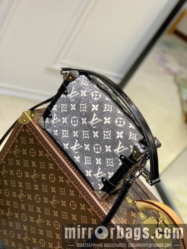 LV Replica Bags Cruise M21460 21x14x6cm gf