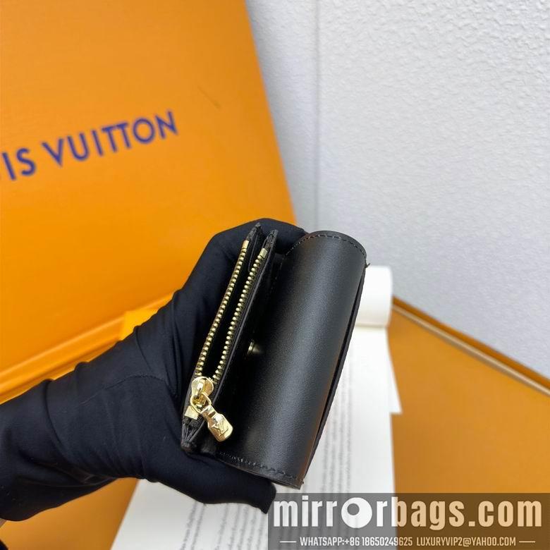 LV Replica Bags M62933 YG 2