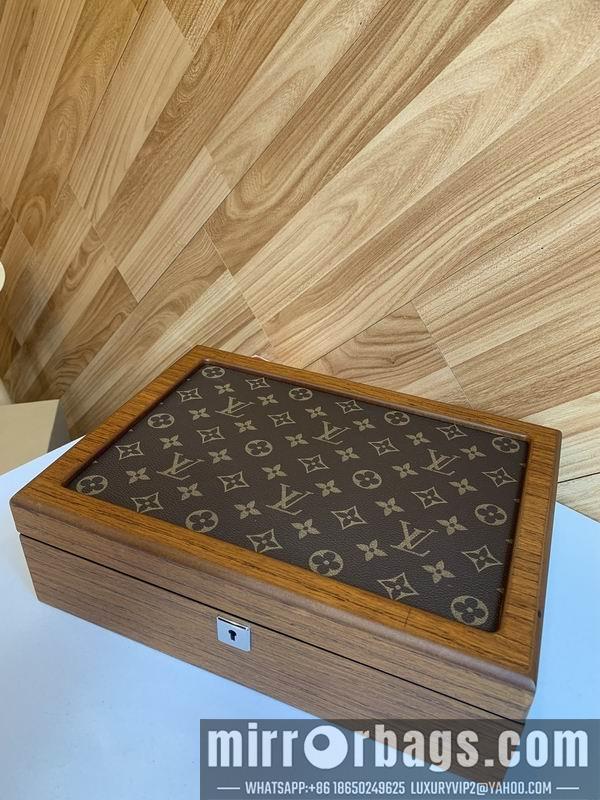 LV Replica Bags LV B01 31.5x22.5x10cm QS