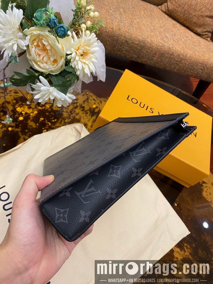 LV Replica Bags Pochette Voyage M69535 27x21x3cm gf