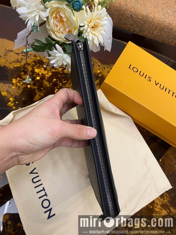 LV Replica Bags Pochette Voyage M69535 27x21x3cm gf