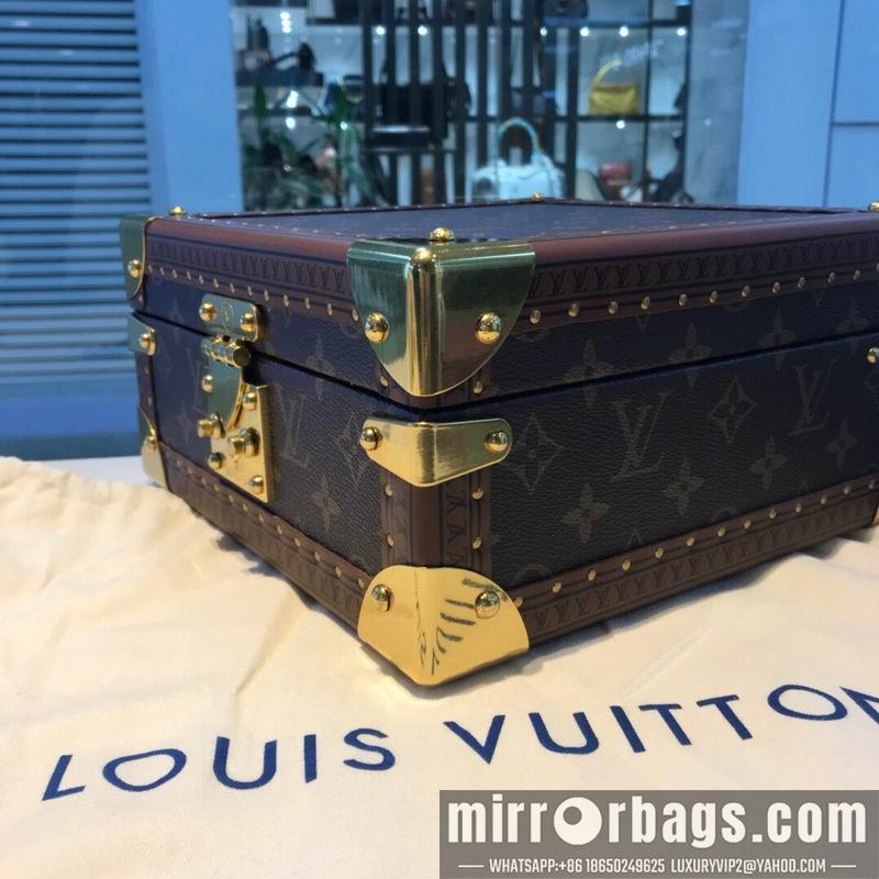 LV Replica Bags LV M4700SP 23x23x11cm QS-7