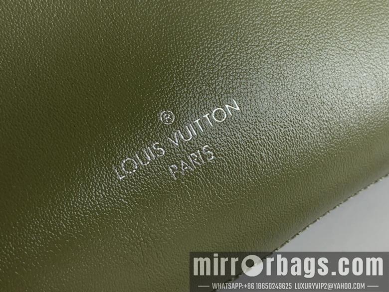 LV Replica Bags Trunk M25445 23x12x4cm gf