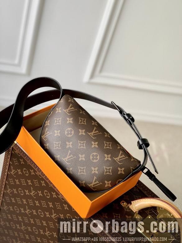 LV Replica Bags Moon M23835 24.5x16x4.5cm gf