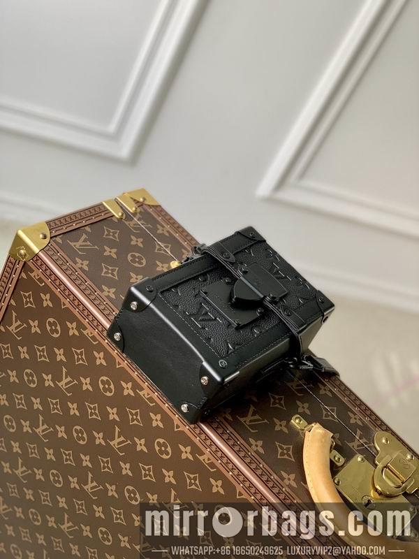 LV Replica Bags Trunk M82070黑压花10.7x17.5x6.8cm gf