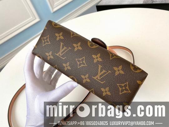 LV Replica Bags Locky BB M44080 20.0x16x7.5cm gf