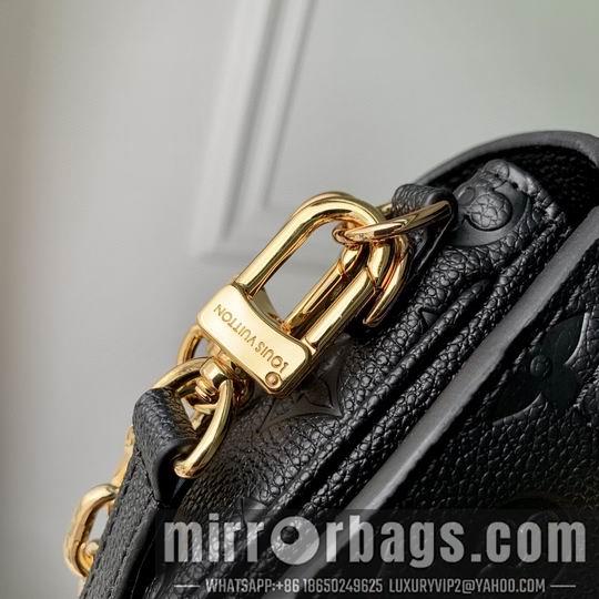 LV Replica Bags Pochette Metis M46595 21.5x13.5x6cm gf