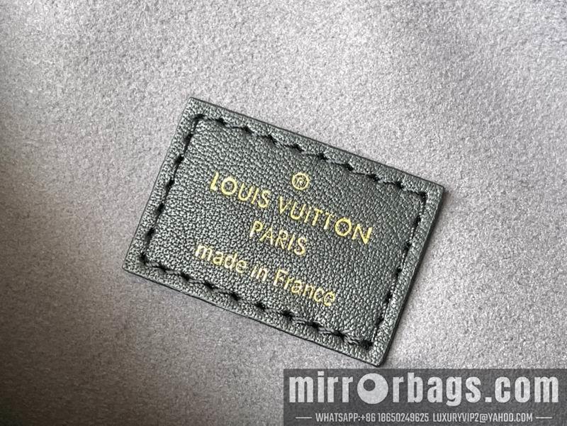 LV Replica Bags M46358黑色全皮24.5x16.5x8.5cm gf