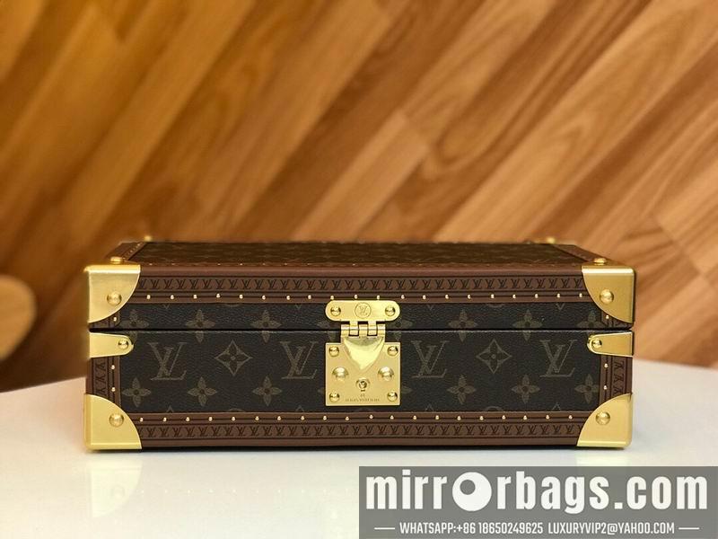 LV Replica Bags LV M4700B 34x18x11cm QS-6